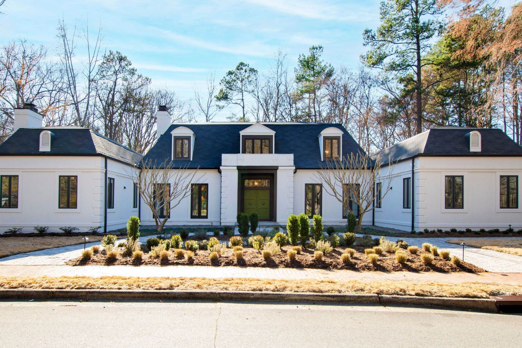 Single Family Homes 为 销售 在 317 North Boundary Street, Chapel Hill, NC 27514 317 North Boundary Street 沙佩尔山, 北卡罗来纳州 27514 美国